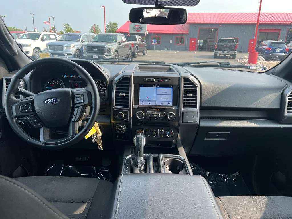 Used 2018 Gray Ford XLT image 28