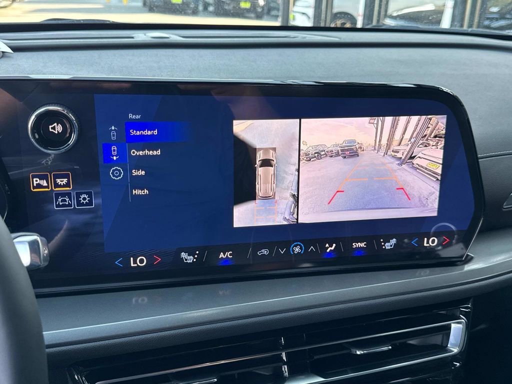 2026 Chevrolet Traverse LT - Photo 24