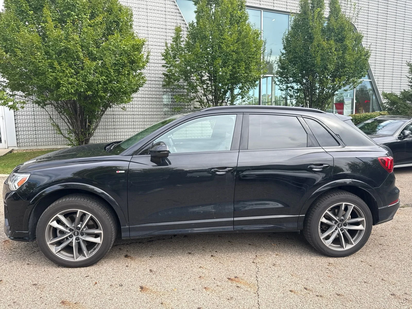 Used 2023 Black Audi  image 2