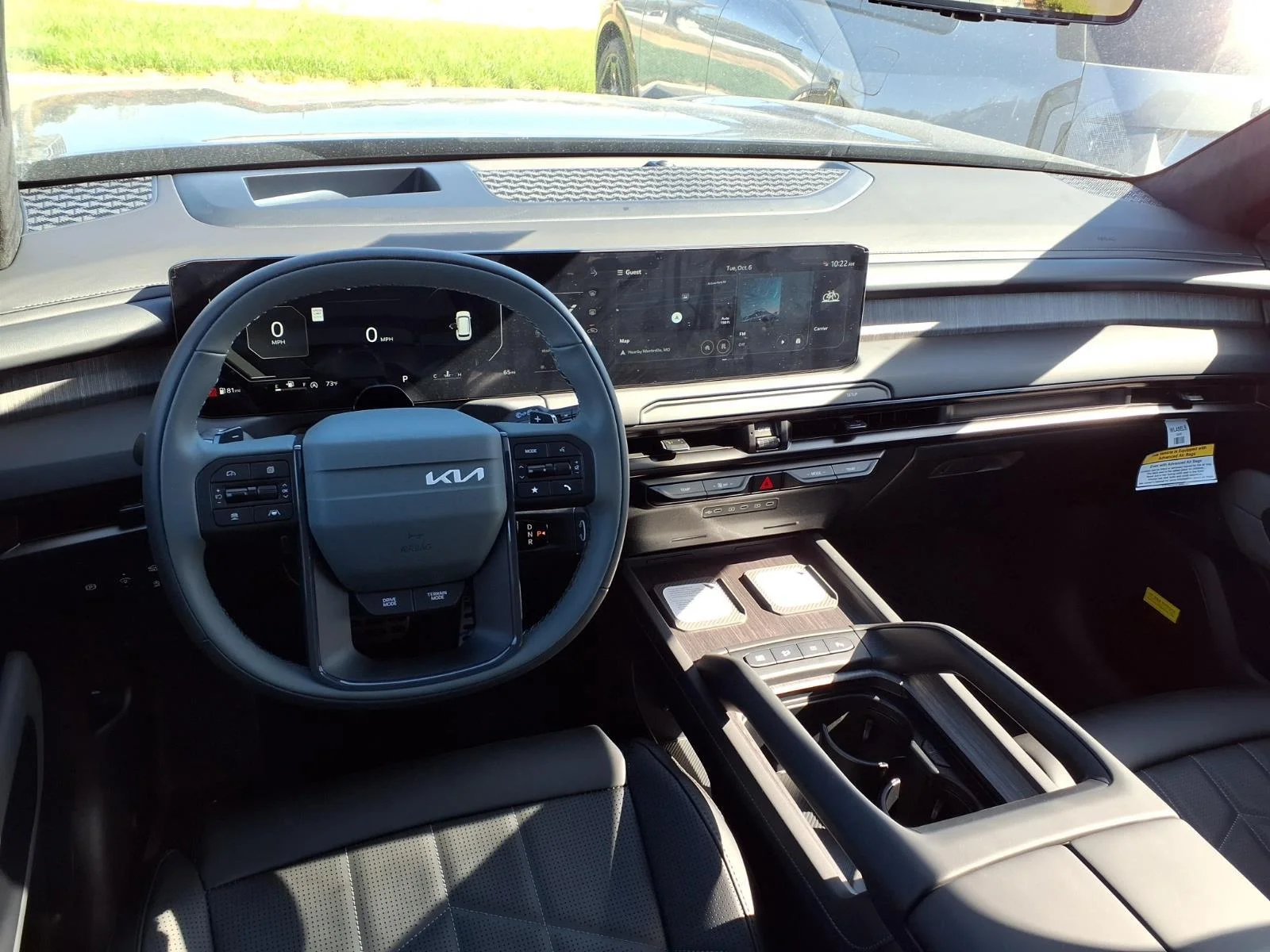 New 2027 Ebony Black Kia X-Line SX Prestige image 4