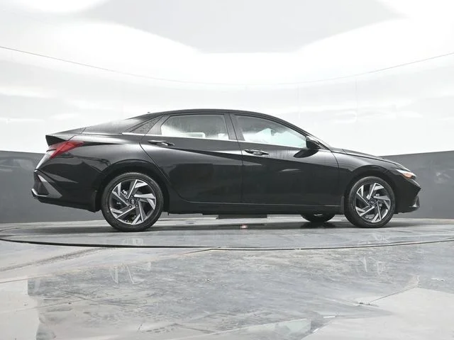 New 2026 Black Hyundai Limited image 25