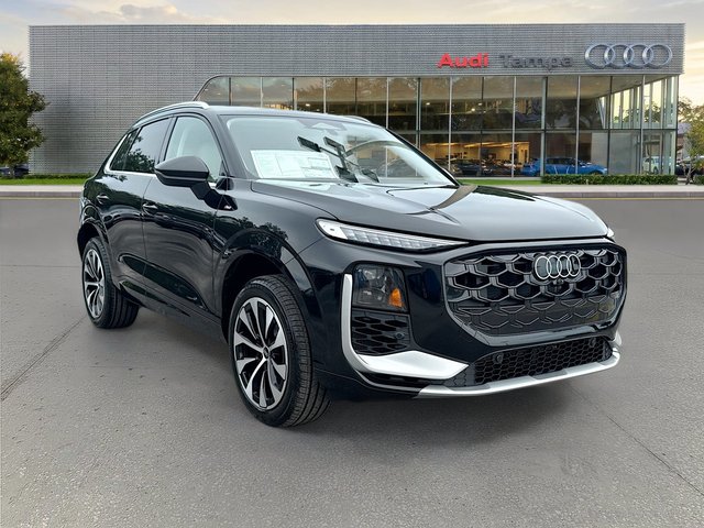2026 Audi Q3 S line