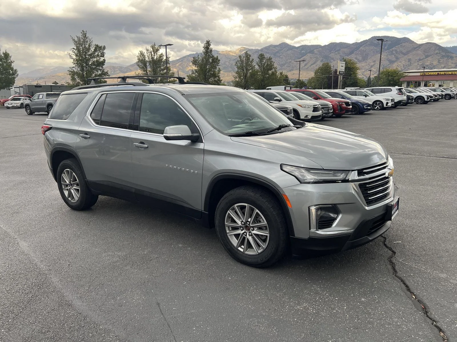 2023 Chevrolet Traverse 3LT - Photo 12