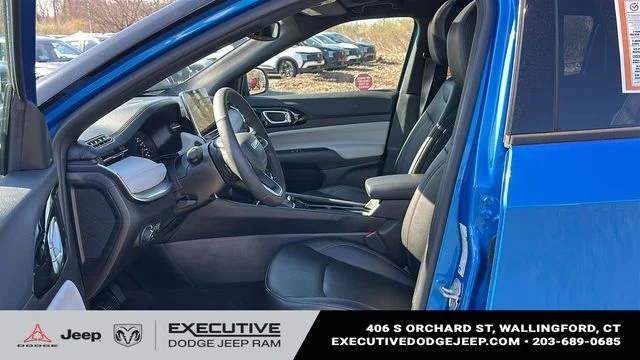 Used 2024 Blue Jeep Limited image 9
