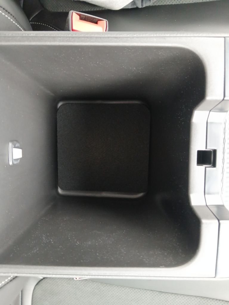 New 2026 Bright White Clear-Coat Exterior Paint Jeep Altitude image 24