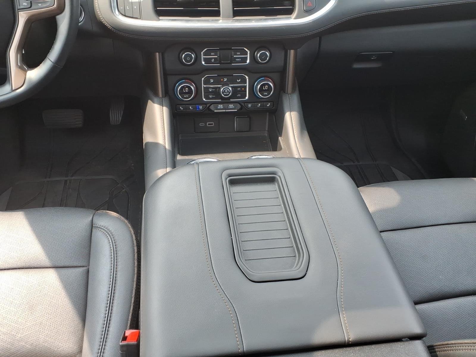 Used 2023 Midnight Blue Metallic Chevrolet High Country image 18