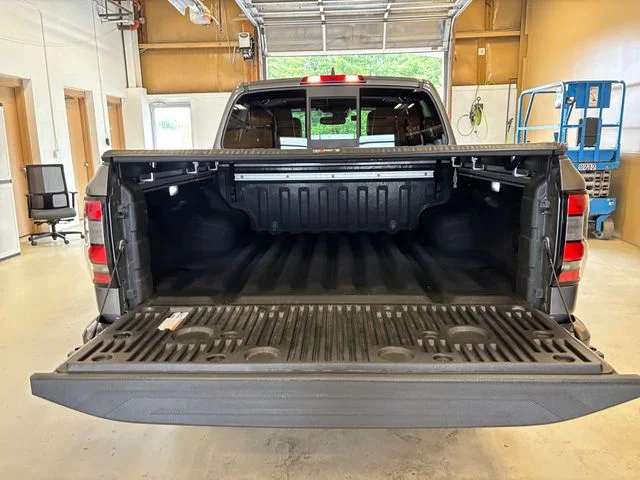 Used 2022 Gray Nissan PRO-4X image 27