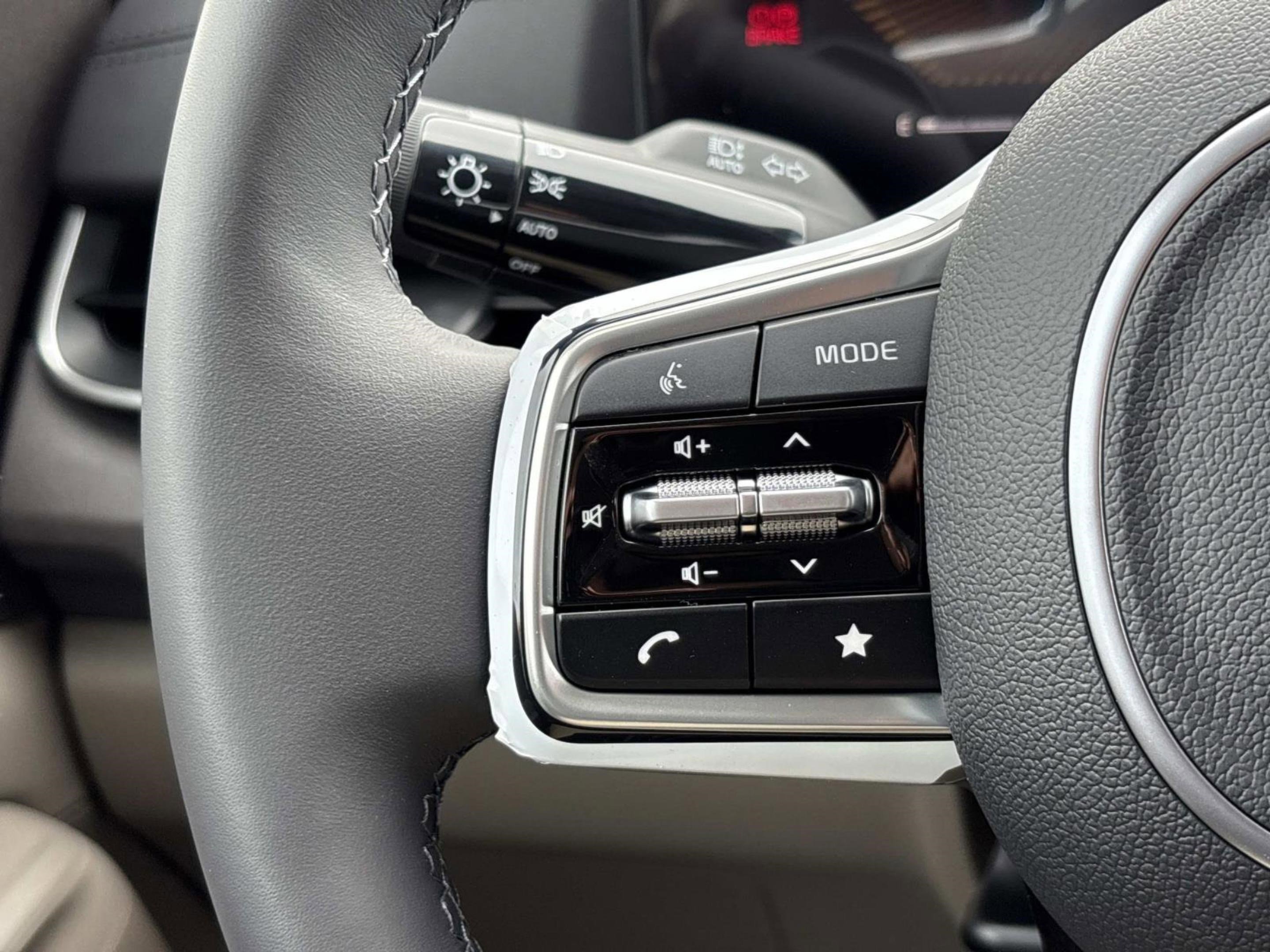 New 2026 Ivory Silver Kia EX image 25