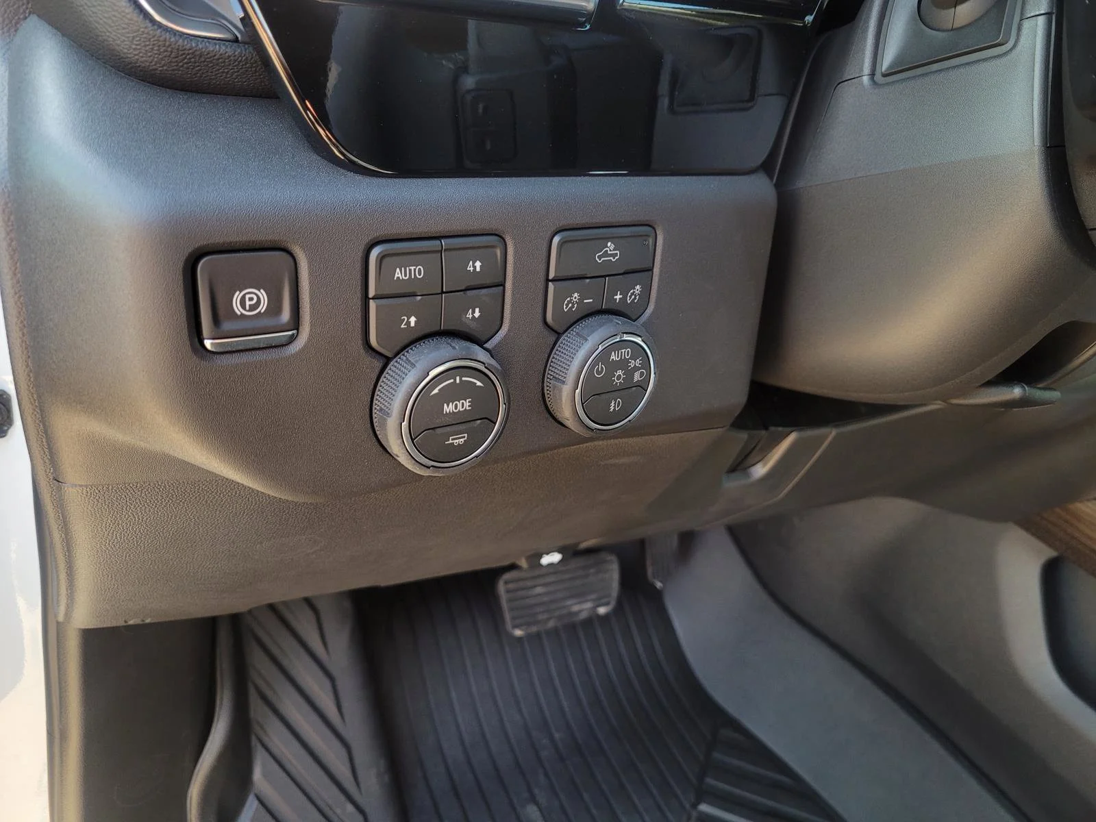 2026 Chevrolet Silverado 1500 LT Trail Boss - Photo 16