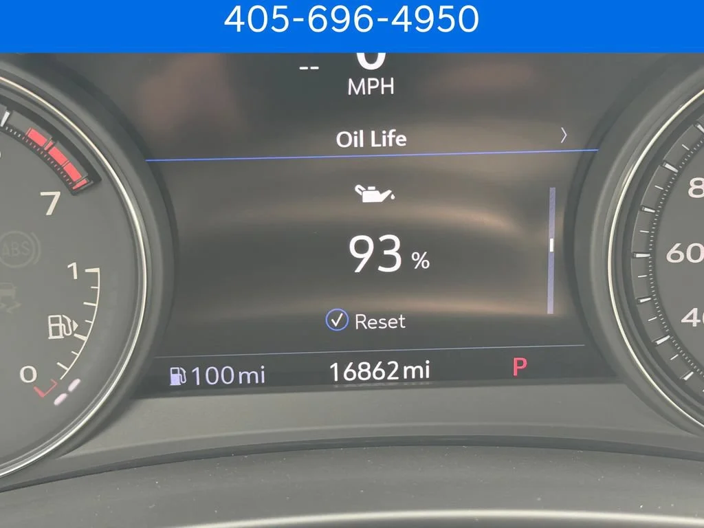 Pre-Owned 2023 Cadillac XT4 FWD Premium Luxury