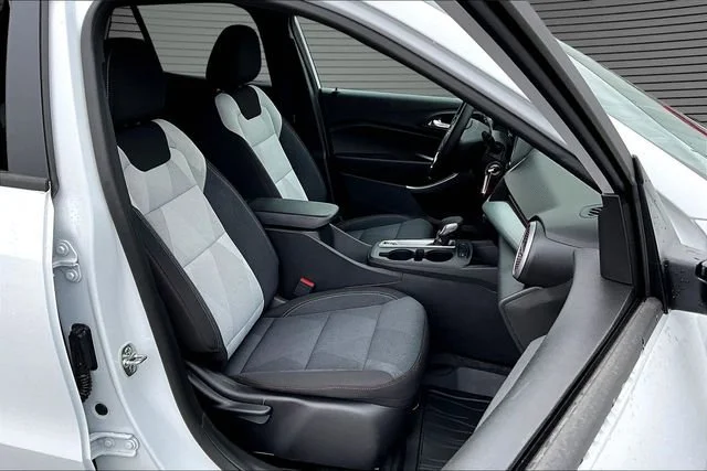 2026 Chevrolet Trax RS - Photo 10