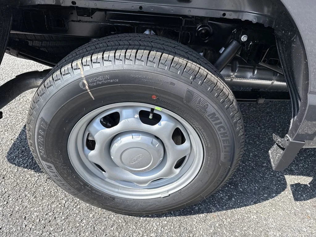 New 2026 Gray Ford XL image 17