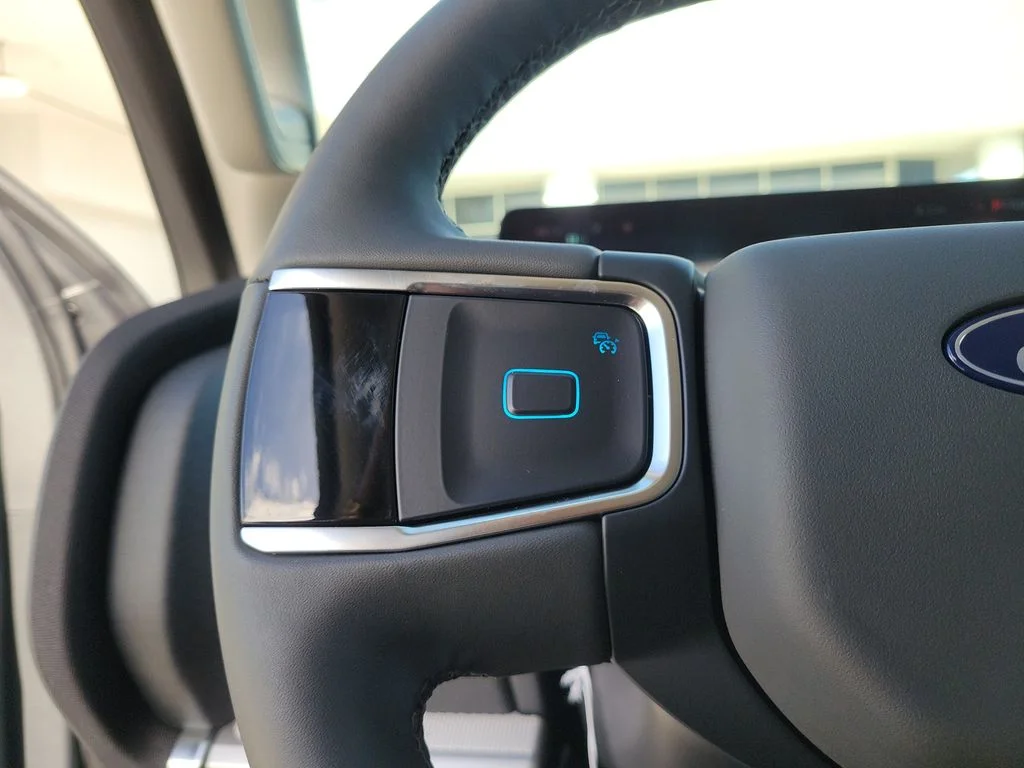 New 2026 Glacier Gray Metallic Tri-Coat Ford Active image 17