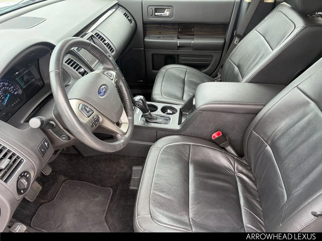Used 2019 White Ford SEL image 12