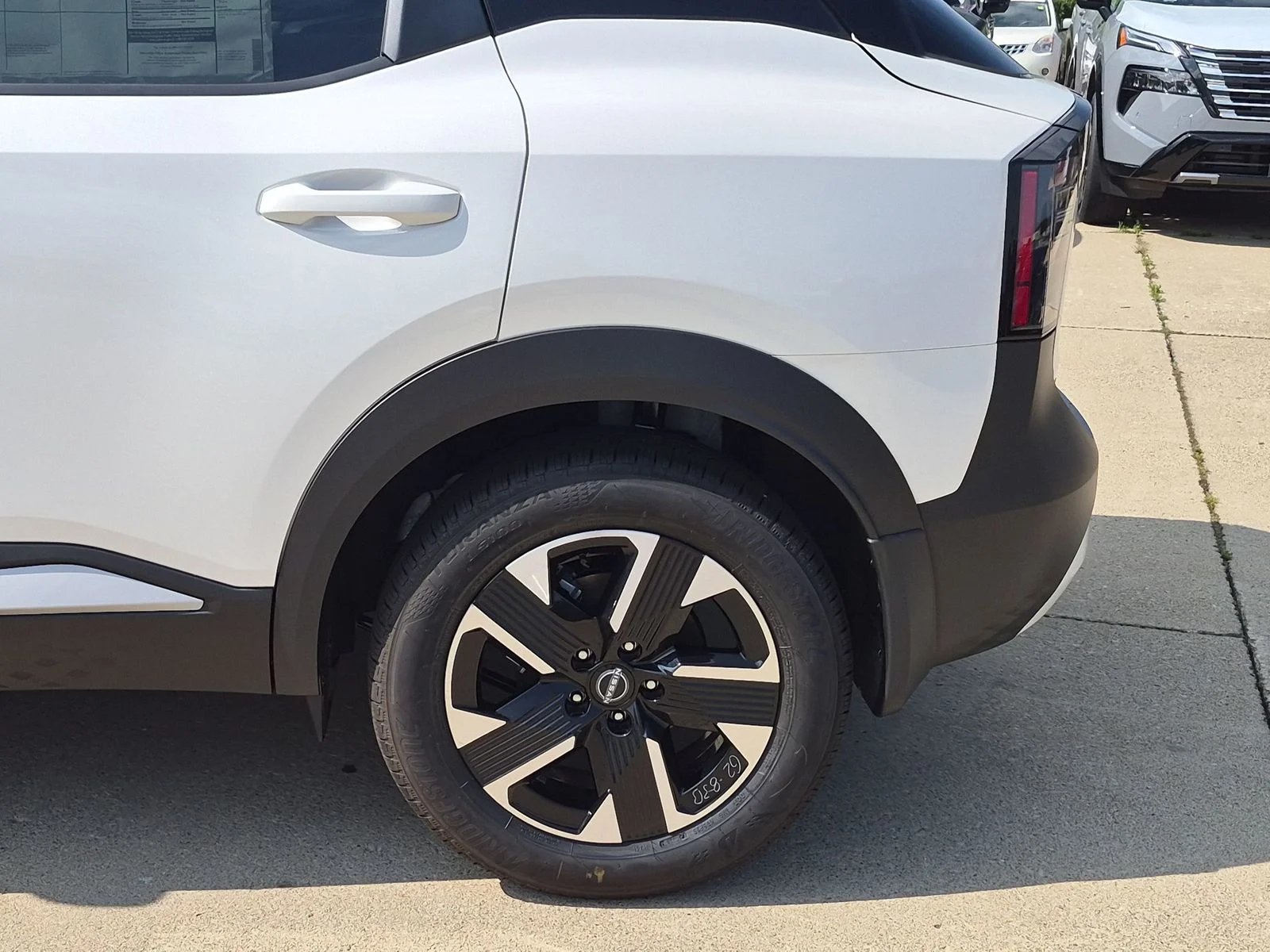 New 2027  Nissan SV image 12