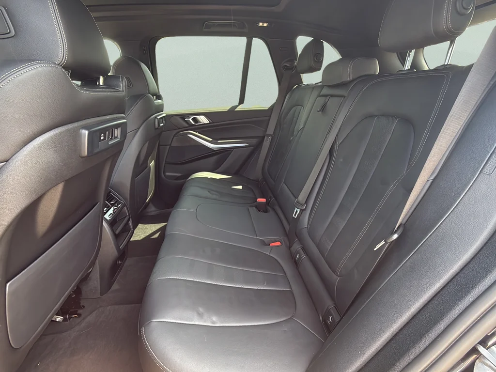 Used 2022 Dark Graphite Metallic BMW xDrive45e image 22