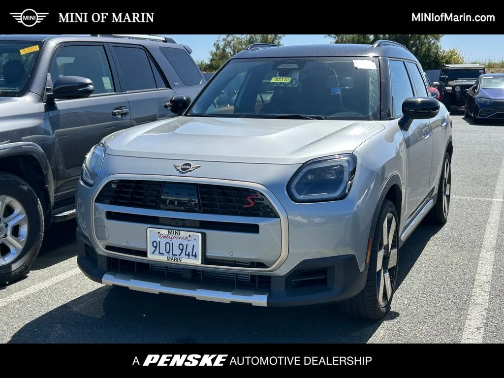 2025 MINI Countryman S ALL4's photo