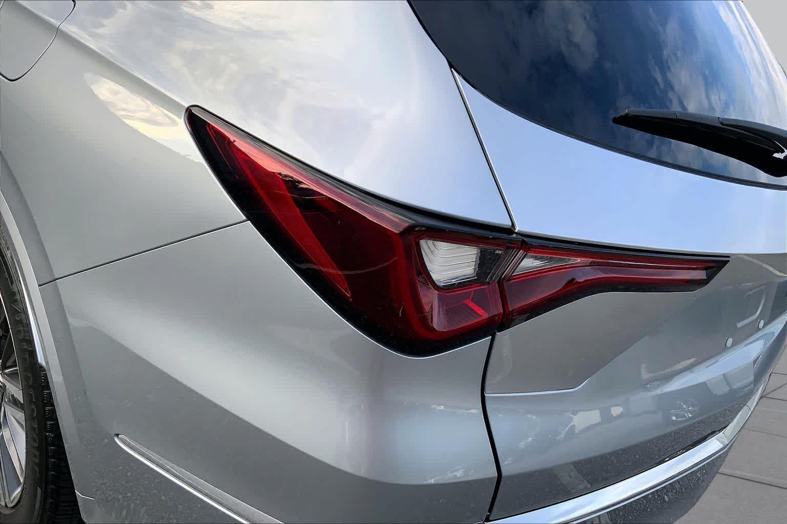 Used 2025 Lunar Silver Metallic Acura w/Advance Package image 27
