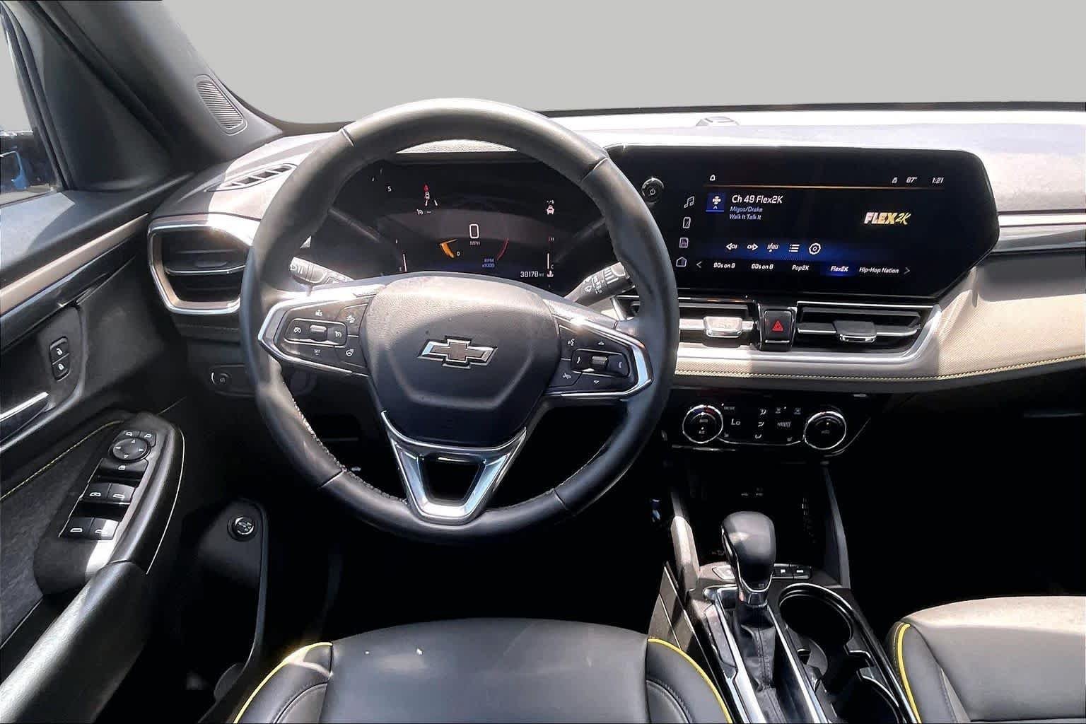 Used 2024 Fountain Blue Chevrolet ACTIV image 6