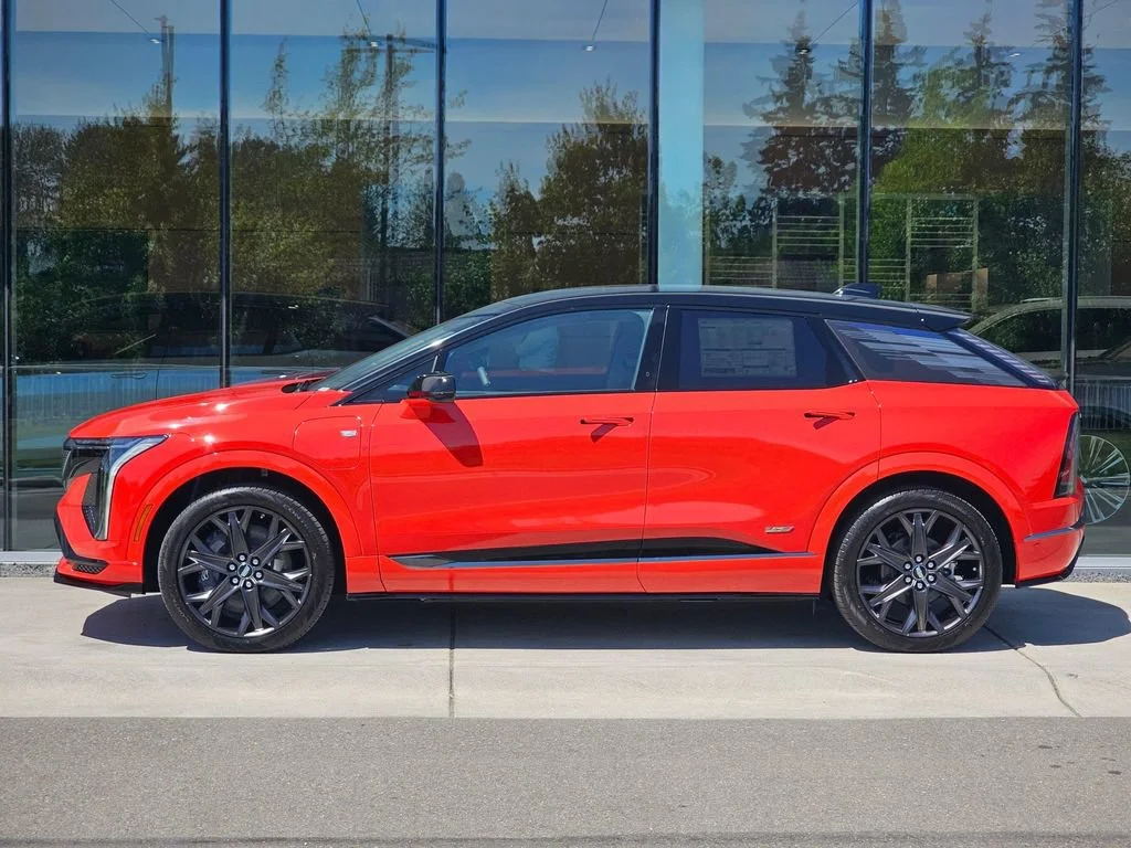 New 2026 Monarch Orange Cadillac V-Series image 2