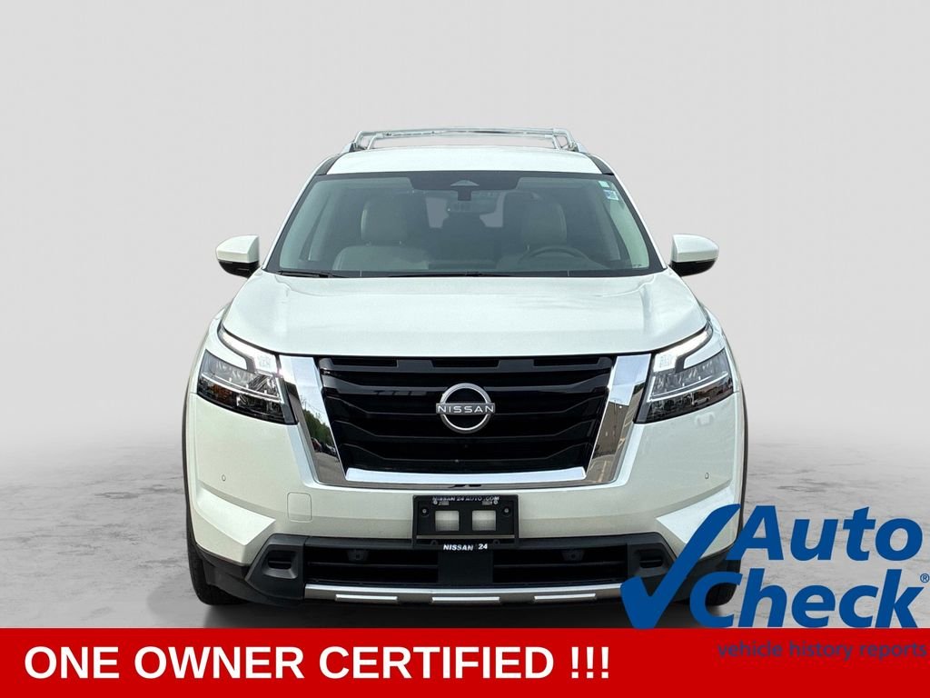 Used 2023 White Nissan SL image 2