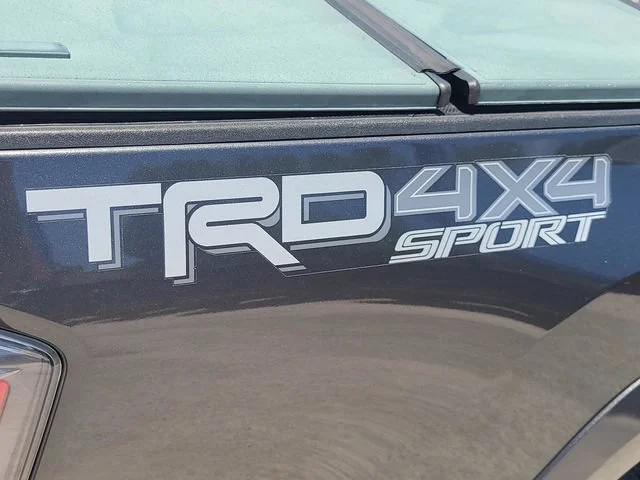 Used 2020 Gray Toyota SR5 image 28