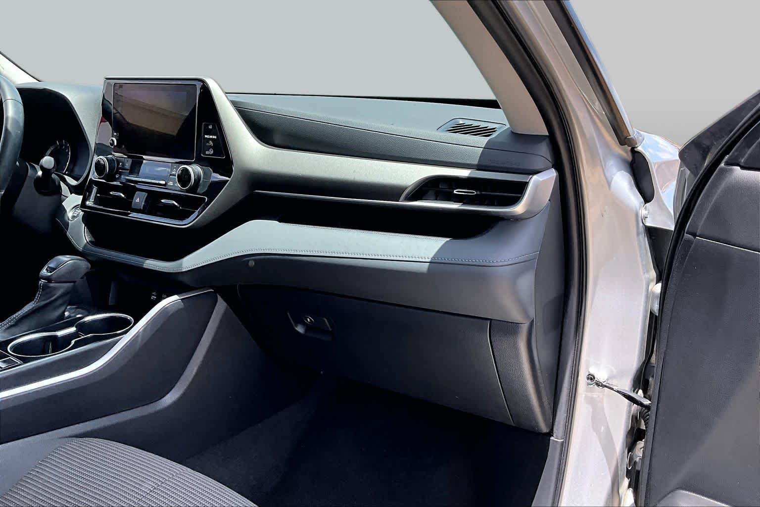 Used 2023 Celestial Silver Metallic Toyota LE image 15