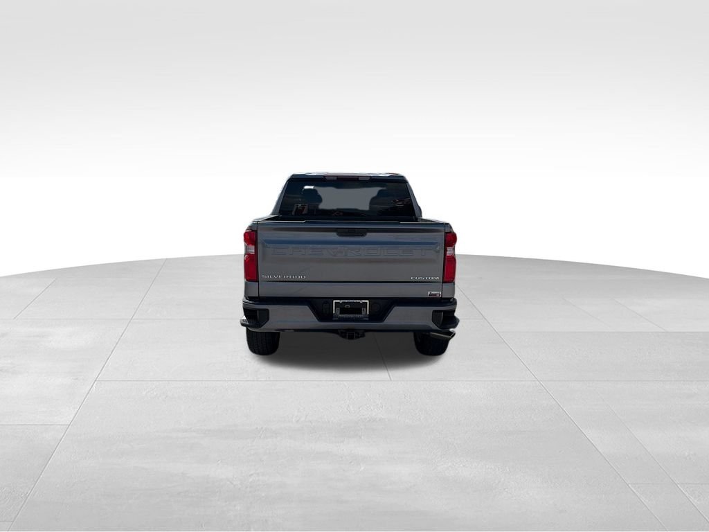 Used 2020 Gray Chevrolet Custom image 5