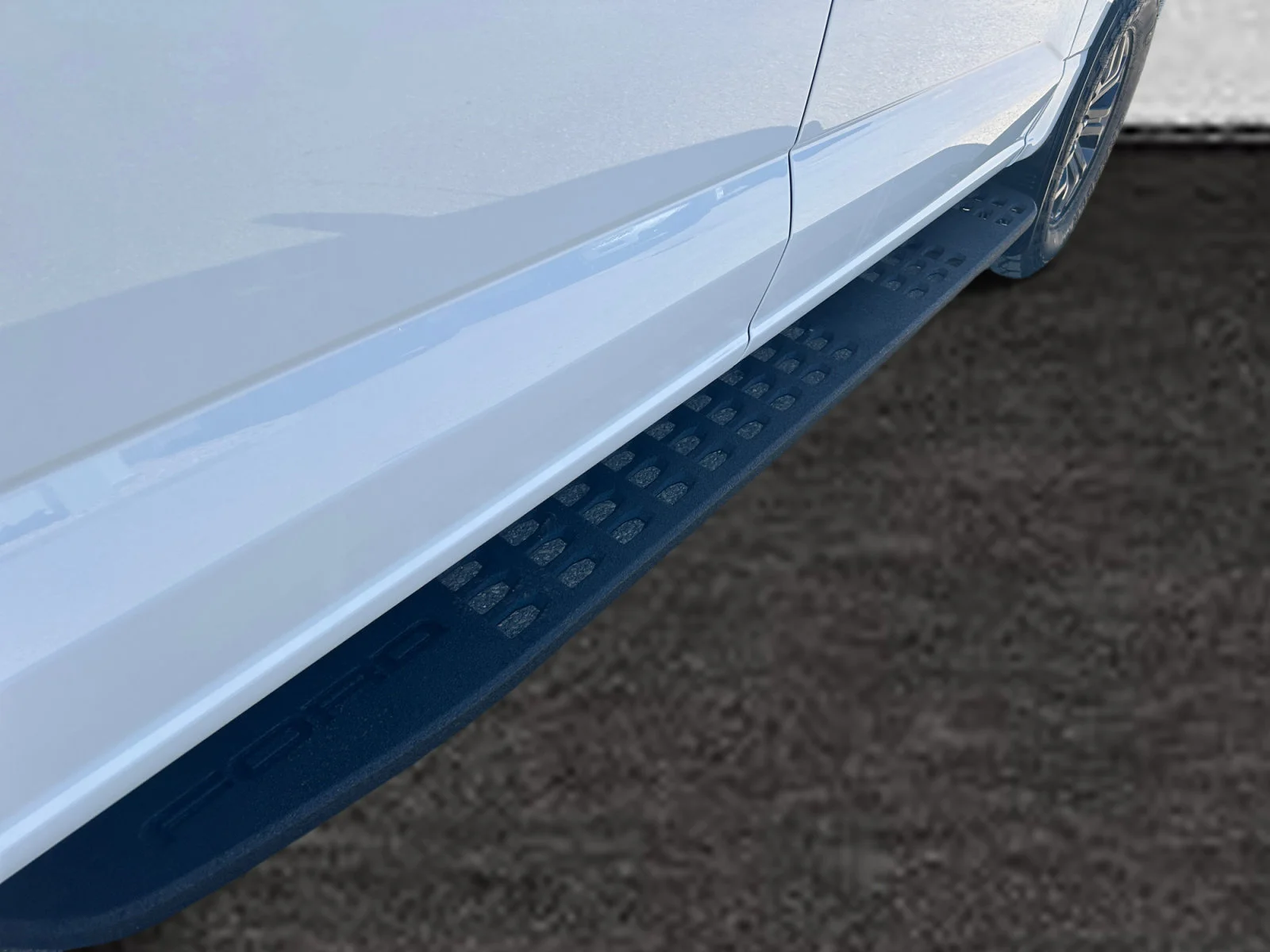 New 2026 Oxford White Ford Tremor image 11
