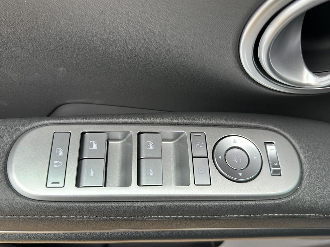 New 2026 Silver Hyundai Limited AWD image 10