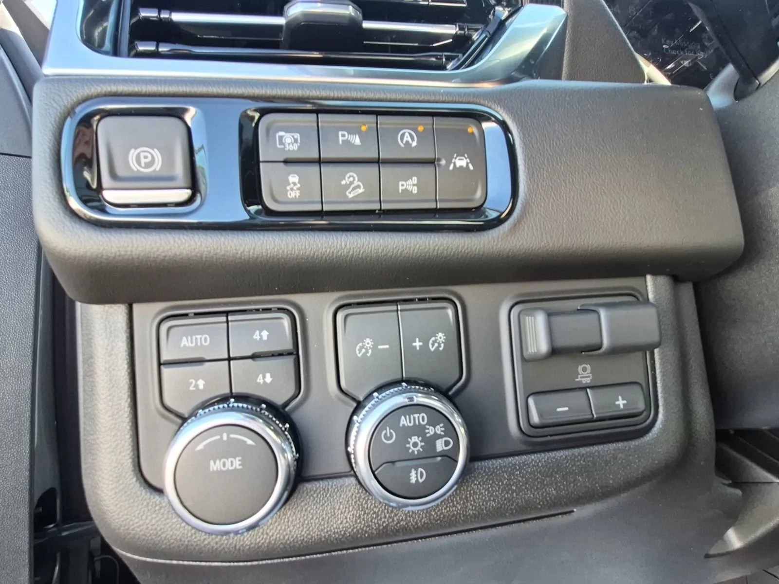 2026 GMC Yukon XL Elevation - Photo 19