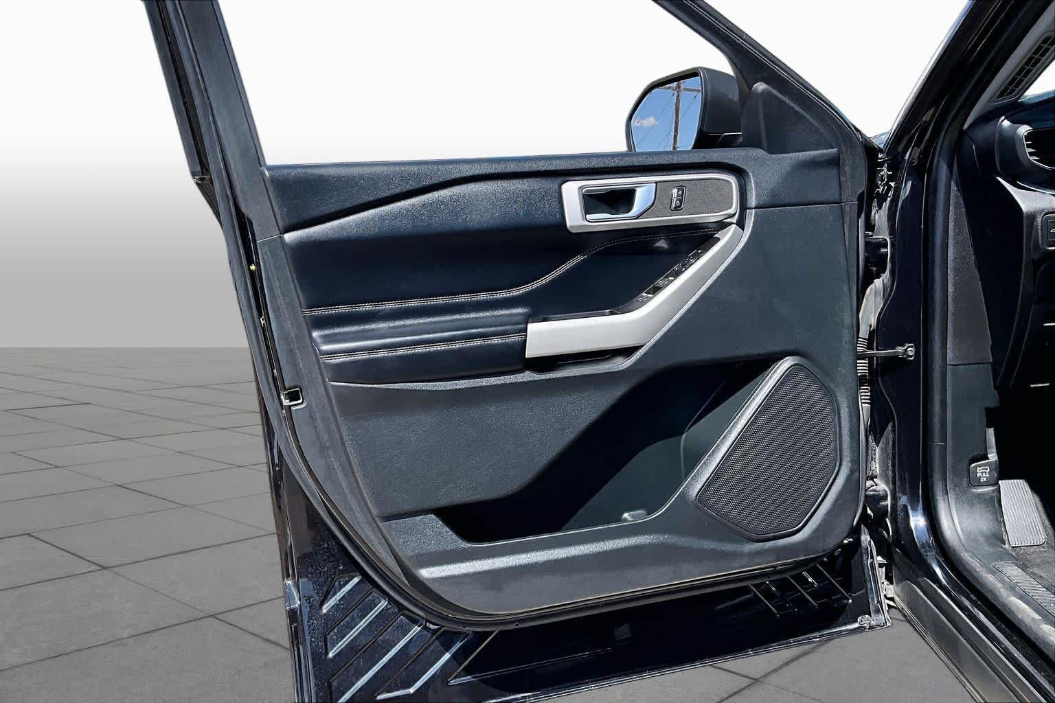 Used 2021 Agate Black Ford XLT image 22