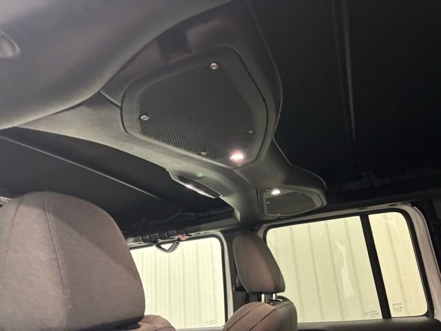 Used 2024 White Jeep Sahara image 12