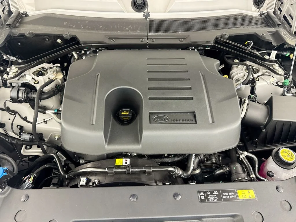 New 2026 Borasco Grey Land Rover X-Dynamic SE image 32