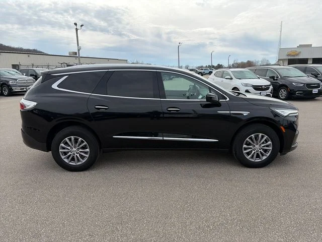 Used 2024 Ebony Twilight Metallic Buick Essence image 9