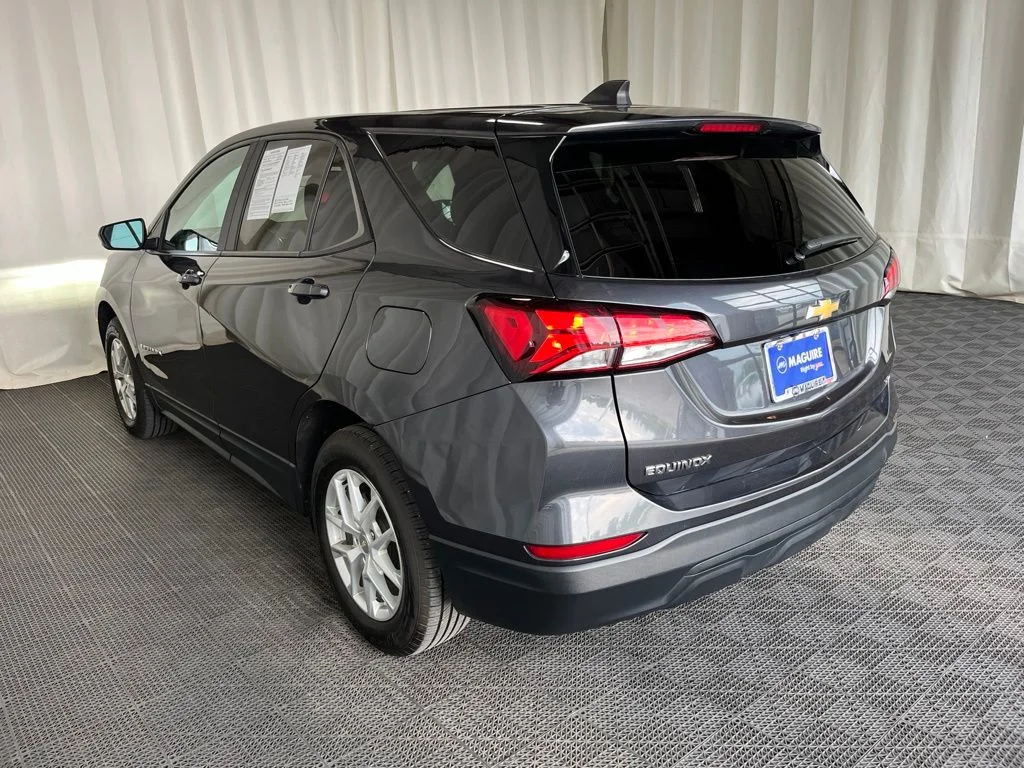 Used 2022 Gray Chevrolet LS image 26