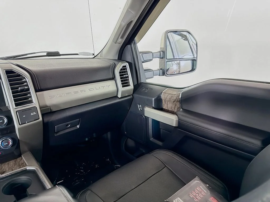 Used 2017 Red Ford Lariat image 22