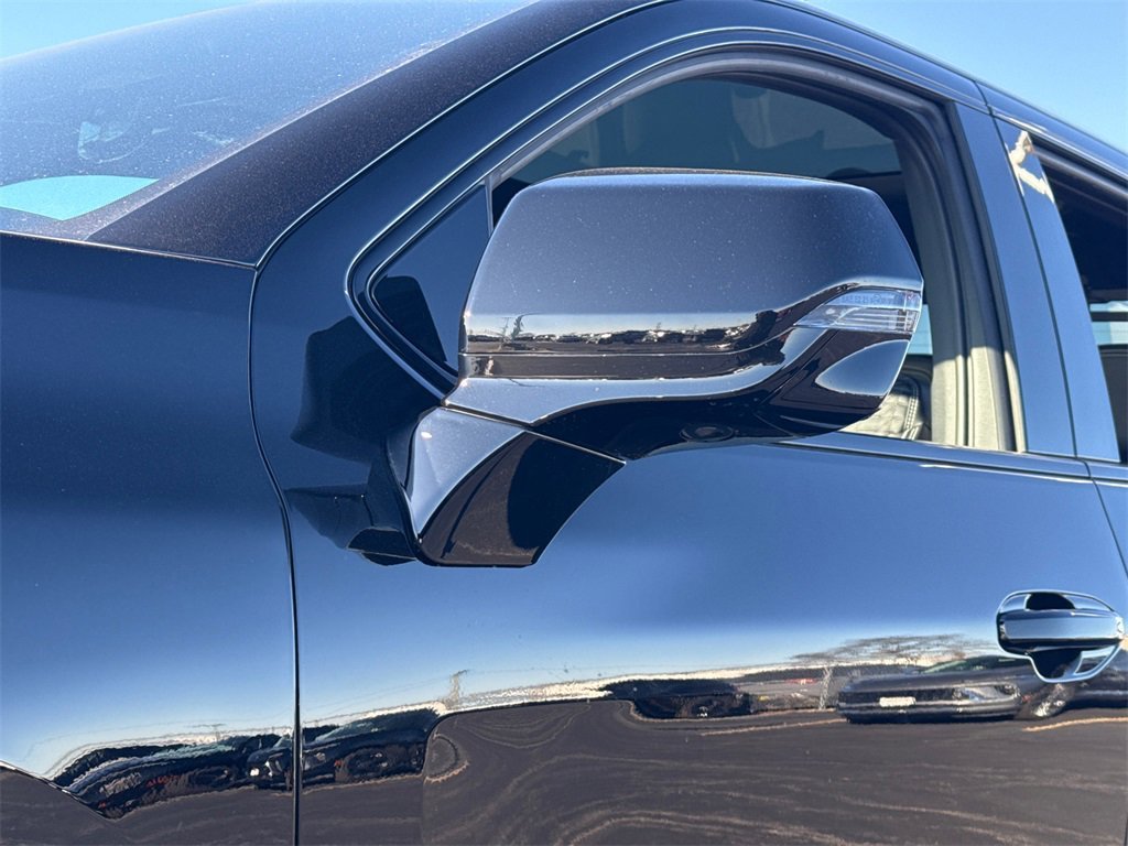 2025 GMC SIERRA - Image 12