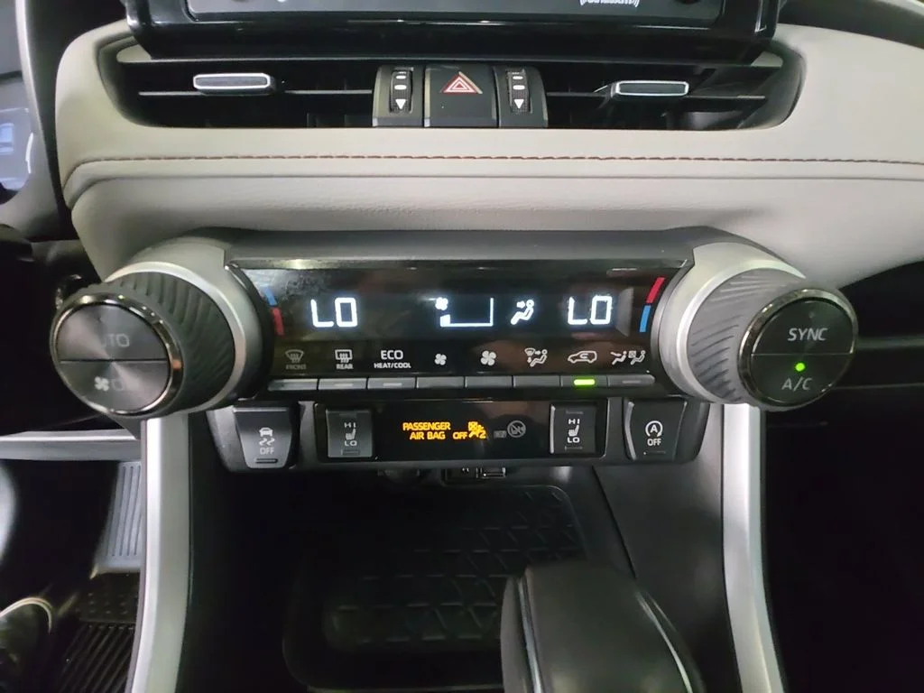 Used 2022 Gray Toyota XLE Premium image 17