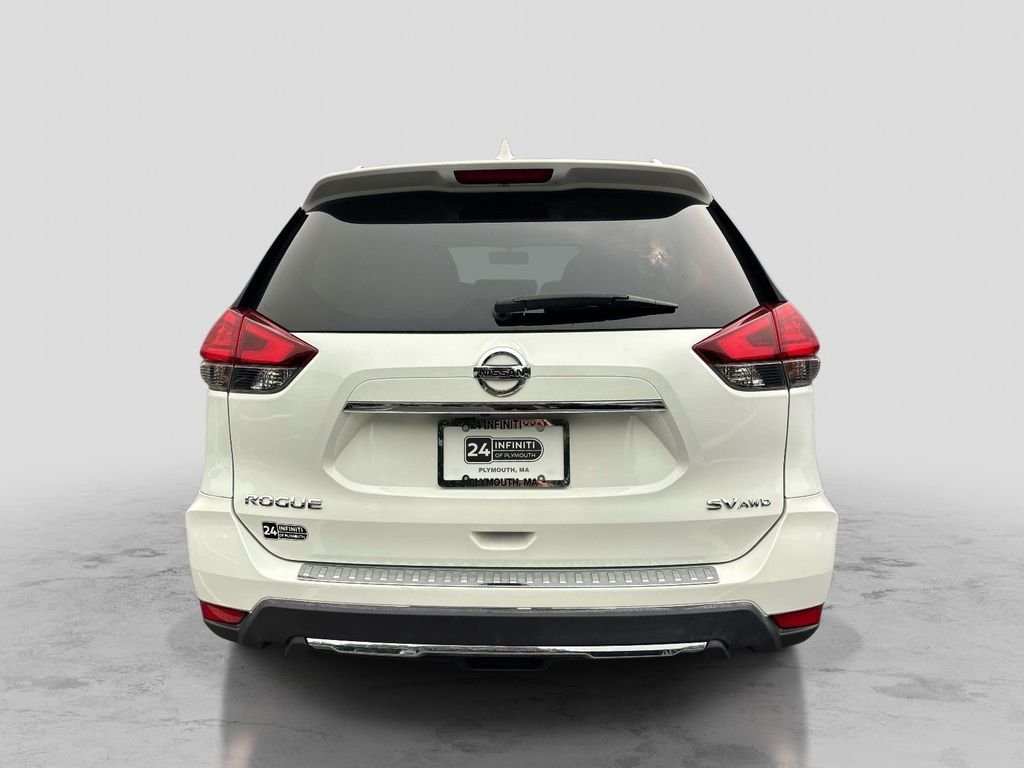 Used 2017 White Nissan SV image 4