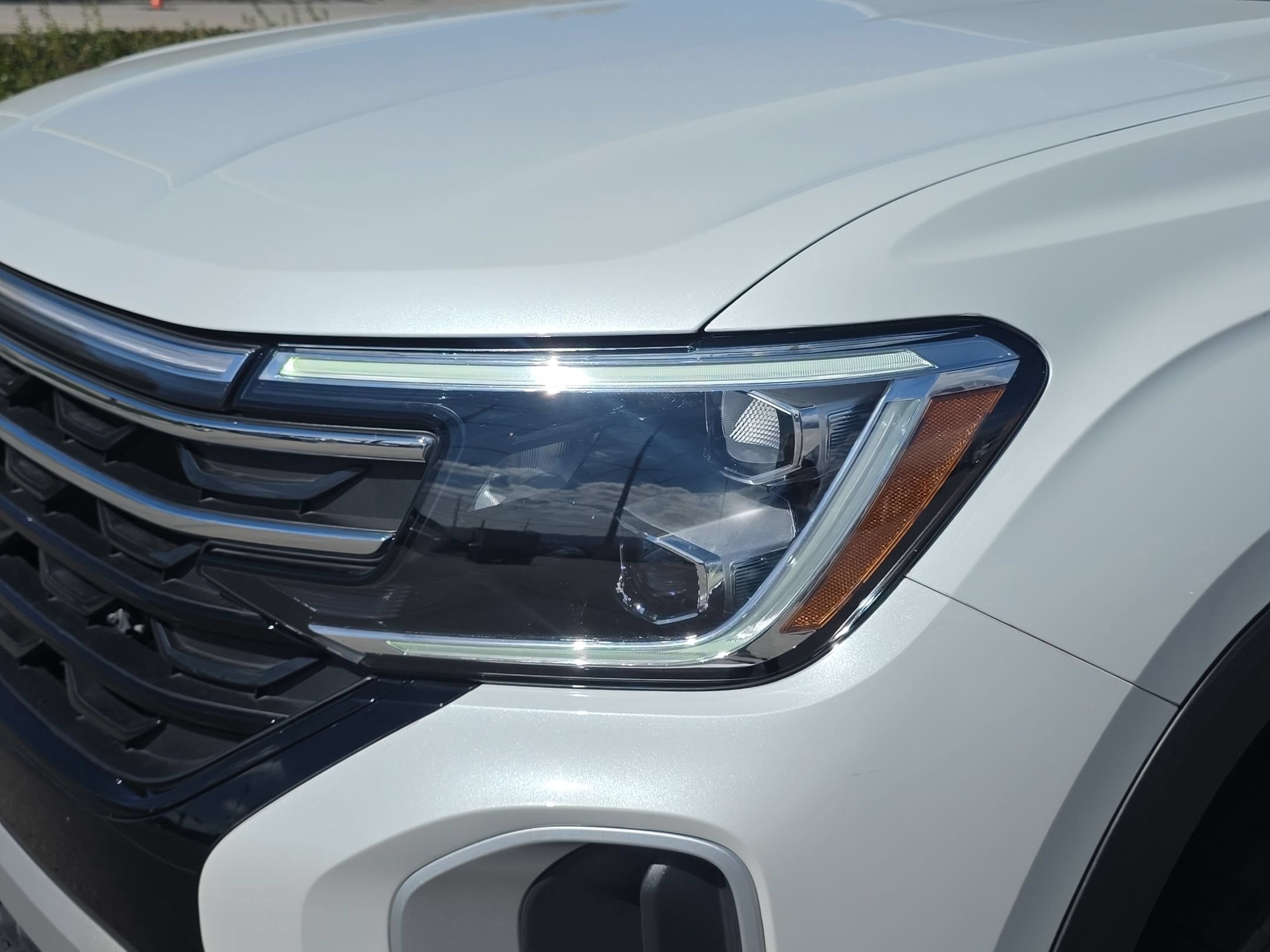 Used 2026 White Volkswagen 2.0T Peak Edition image 10