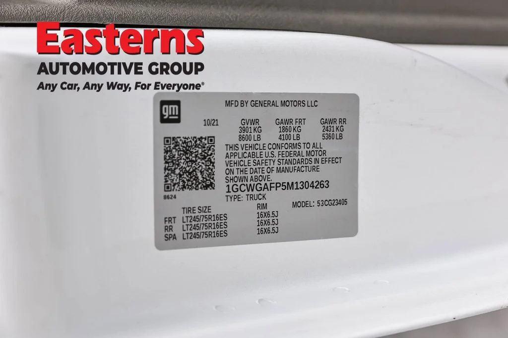 Used 2021 White Chevrolet Work Van image 31