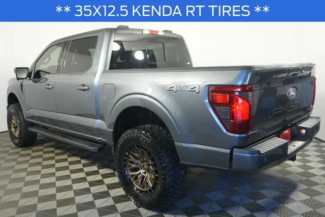 New 2026 Carbonized Gray Metallic Ford XLT image 5