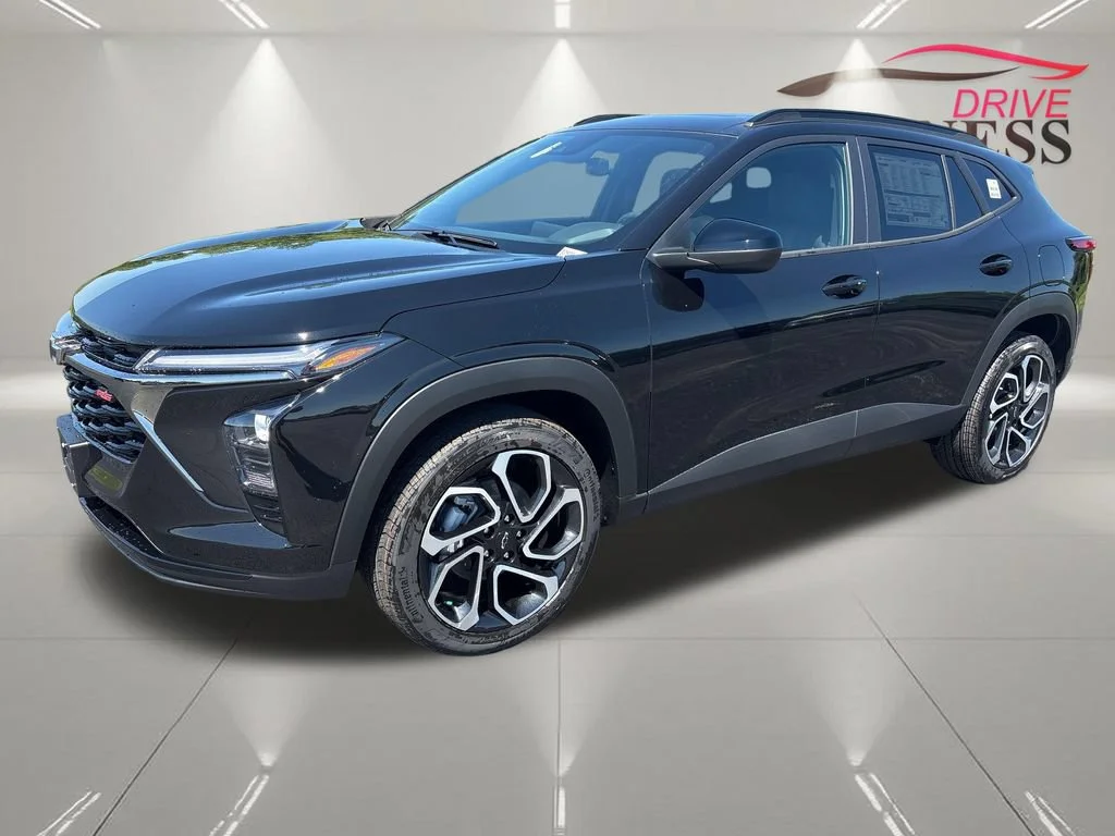 New 2026 Mosaic Black Metallic Chevrolet 2RS image 3