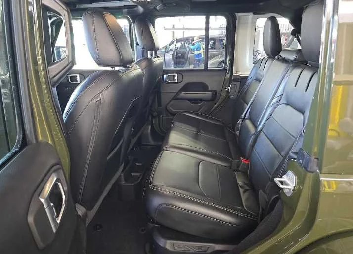 Used 2023 Sarge Green Clearcoat Jeep Sahara image 13