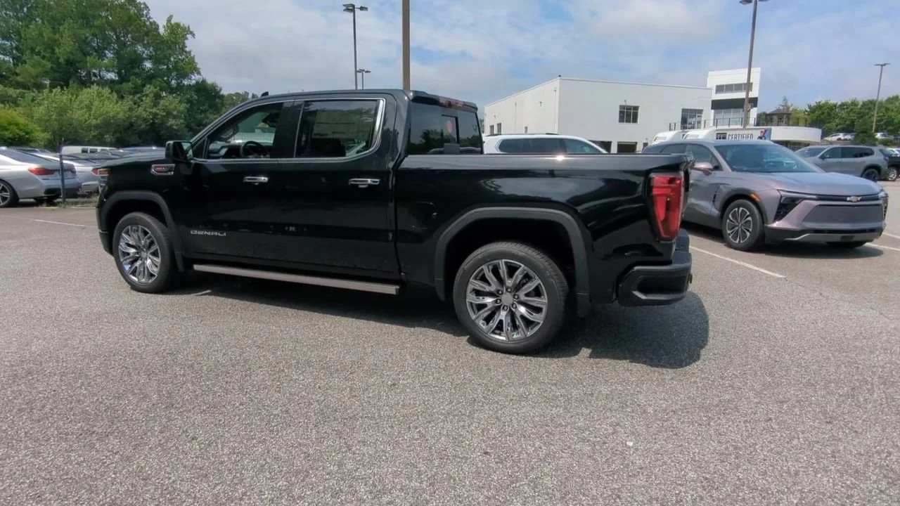 2026 GMC Sierra 1500 Denali - Photo 6