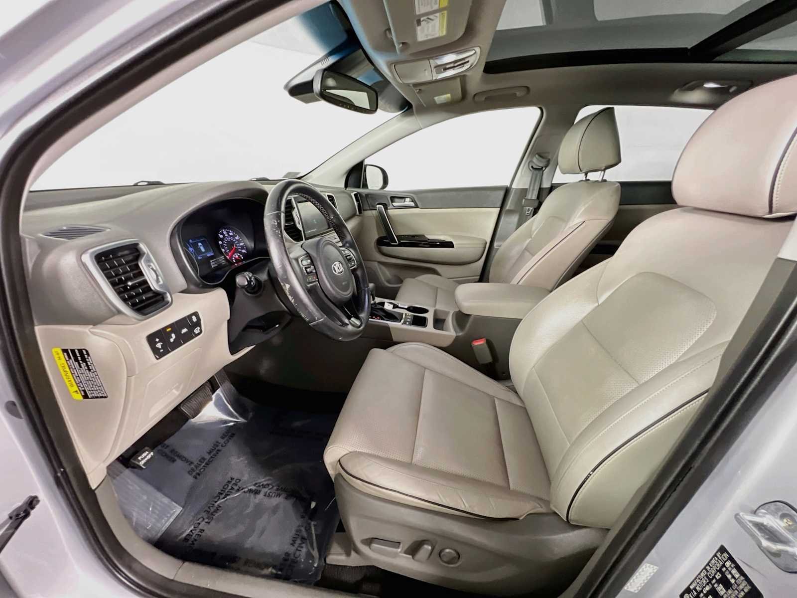 Used 2019 Sparkling Silver Kia EX image 21
