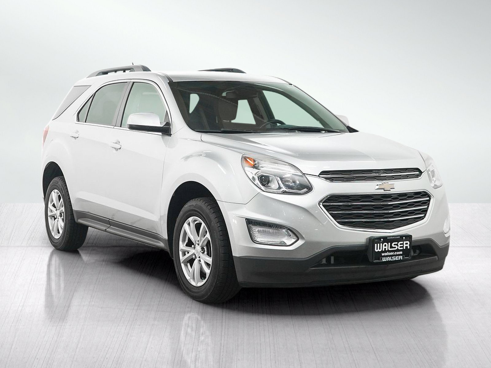 Used 2017 Silver Ice Metallic Chevrolet LT image 7