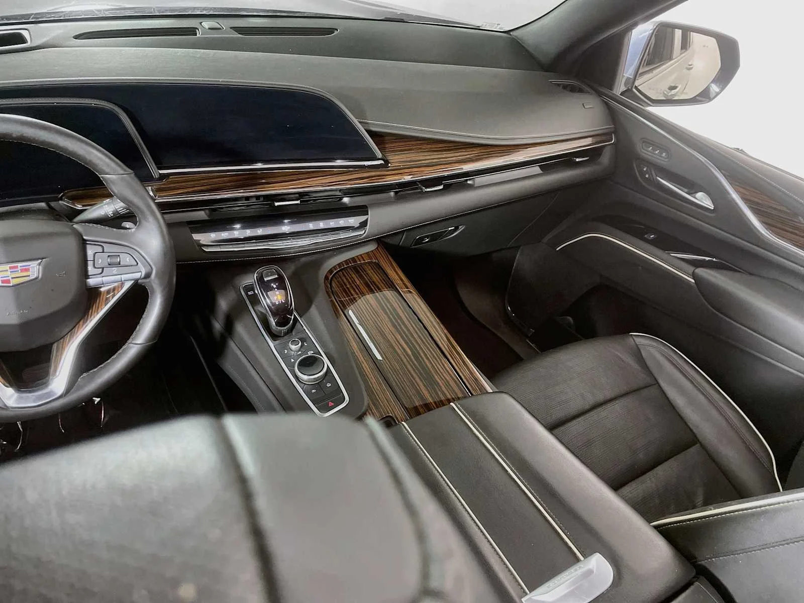 Used 2021 Shadow Metallic Cadillac Premium Luxury image 23