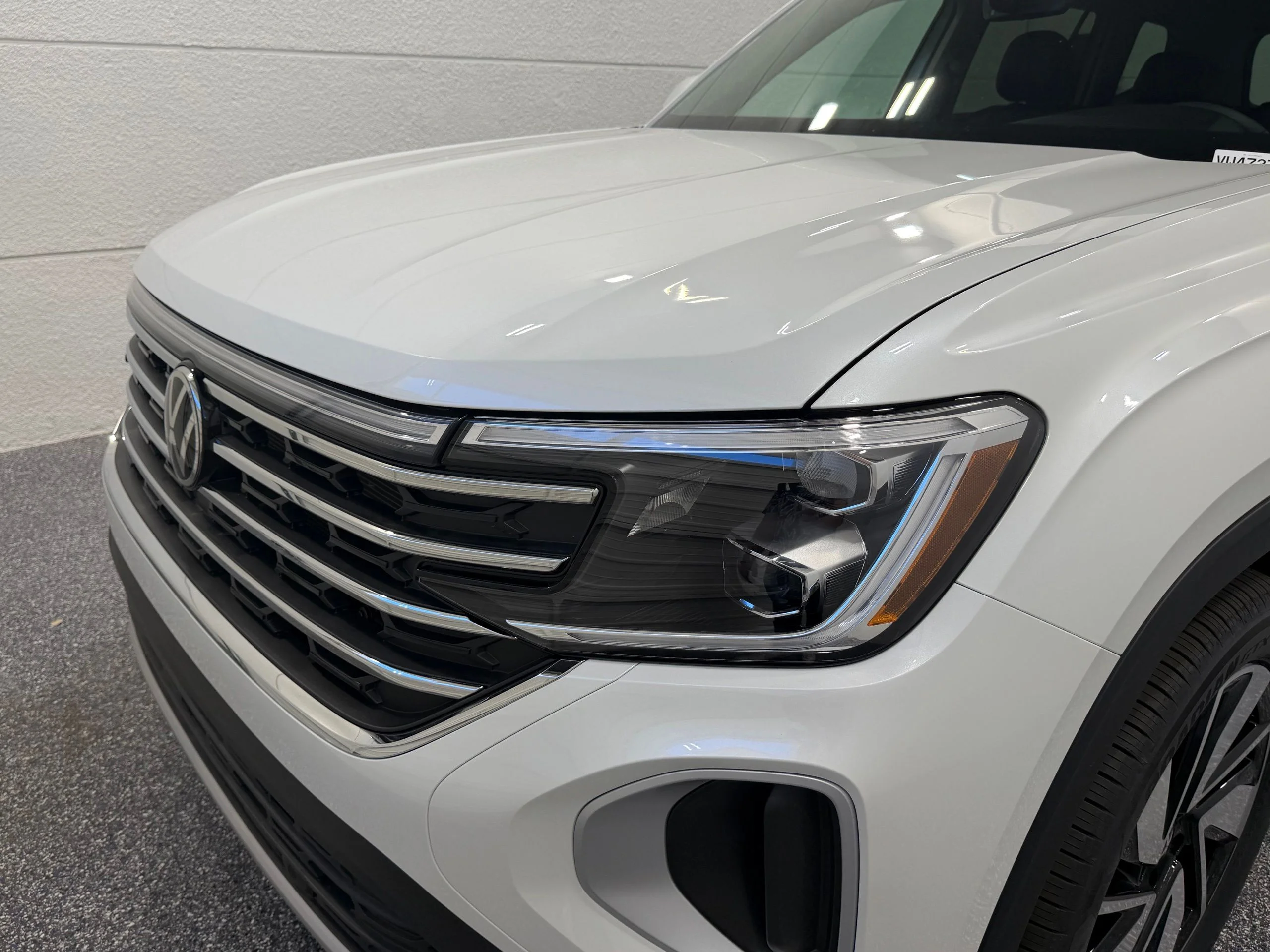 New 2026 White Volkswagen 2.0T SE w/Technology image 15